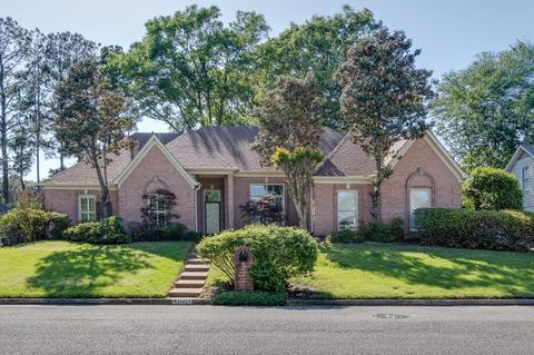1605 Massey Pointe Ln, Memphis, TN 38120