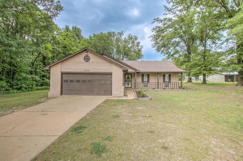 1101 Ray Bluff Rd, Millington, TN 38053