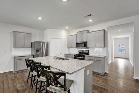 5132 Shellback Dr, Millington, TN 38053