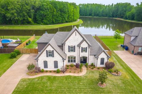65 Mallard Ln, Rossville, TN 38066