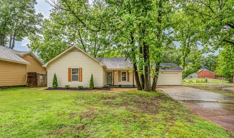 3395 Leschallas Dr, Memphis, TN 38128
