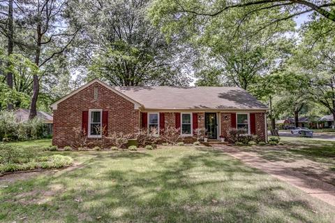 1651 W Crestwood Dr, Memphis, TN 38119