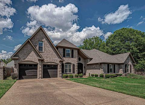 9332 Breakstone Cv, Collierville, TN 38017