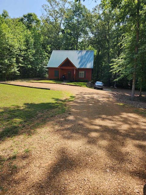 620 Fairway Ln, Counce, TN 38326