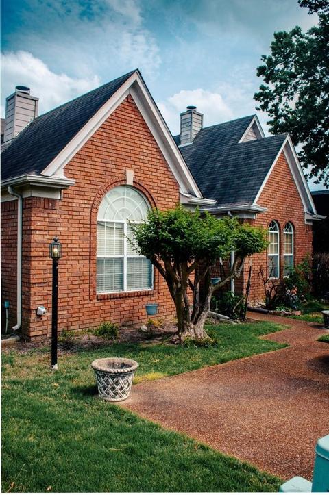 1286 Brady Hollow Ln, Memphis, TN 38016