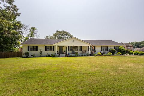 4610 Ellendale Dr, Bartlett, TN 38135