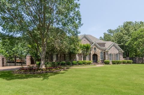 8910 Winding Way, Germantown, TN 38139