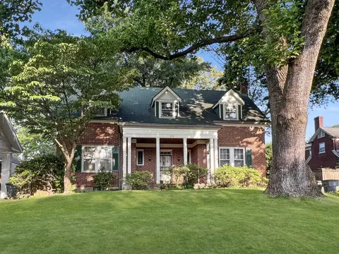 733 University St, Memphis, TN 38107