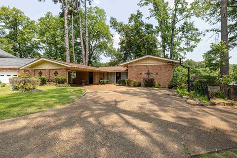 5102 April Cv, Memphis, TN 38109