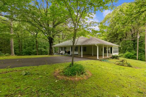 665 Hatley Loop, Savannah, TN 38372 photo 1