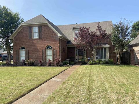 1714 Goldsmith Ct, Collierville, TN 38017