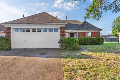 7874 Marsha Woods Cv, Memphis, TN 38125