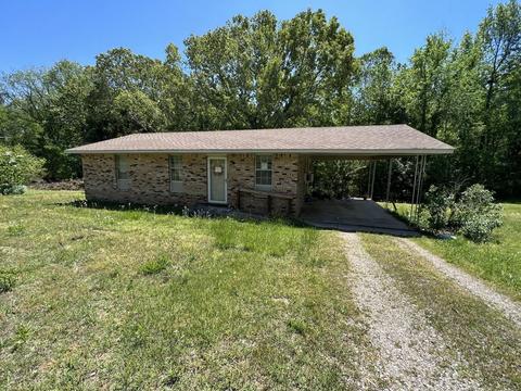 1195 Ermon Rd, Bolivar, TN 38008