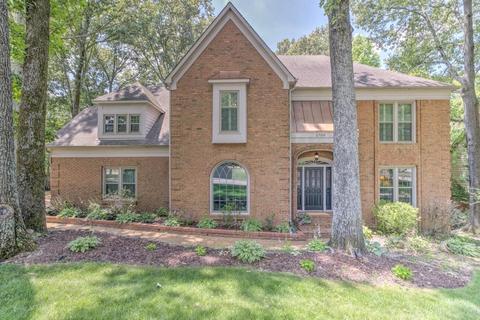 2709 Oakleigh Ln, Germantown, TN 38138