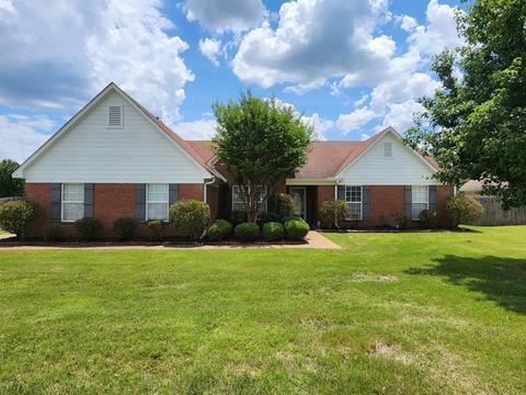 55 W Grand Heights Dr, Memphis, TN 38109