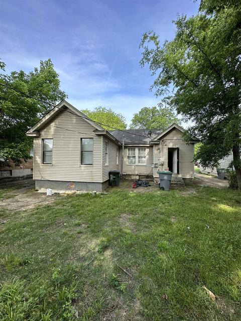 920 Maury St, Memphis, TN 38107