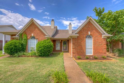 6844 Wrigley Dr, Cordova, TN 38018