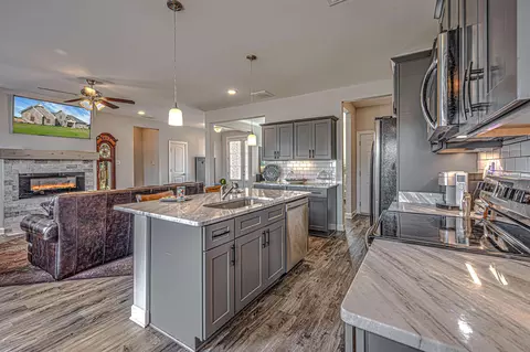 80 James Cv, Oakland, TN 38060