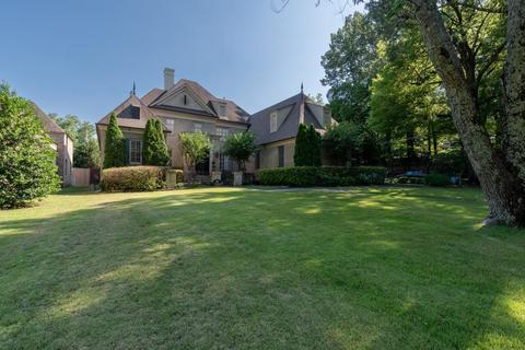 5097 Cole Rd, Memphis, TN 38117