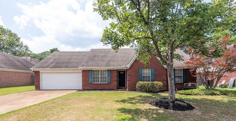1463 Wolf Hunt Dr, Collierville, TN 38017