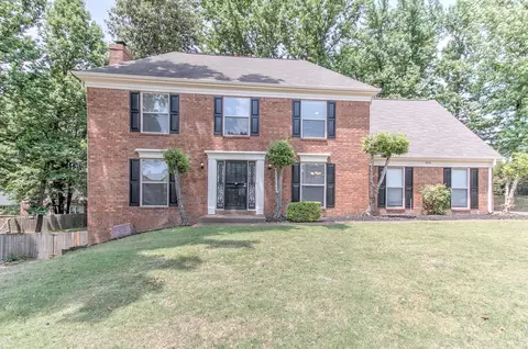 8860 Orchard Park Cv, Memphis, TN 38018
