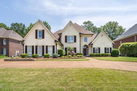 1782 Grovecrest Rd, Germantown, TN 38139