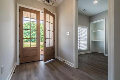 103 Leta Loop, Brighton, TN 38011 photo 3