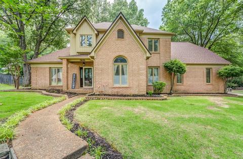 7835 Woodchase Dr, Memphis, TN 38016