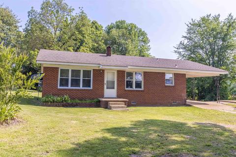 563 Leapwood Enville Rd, Adamsville, TN 38310