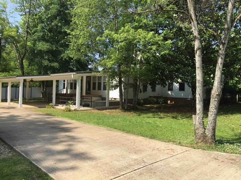 113 Holmes St, Adamsville, TN 38310