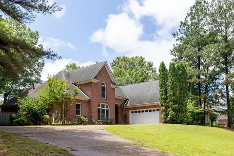 772 Lancelot Ln, Collierville, TN 38017