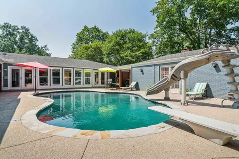 178 S Grove Park Rd, Memphis, TN 38117