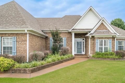 385 Cotton Bay Cv, Covington, TN 38019