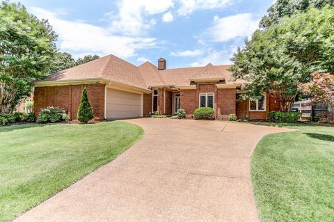 8668 S Rhonda Cir, Memphis, TN 38018