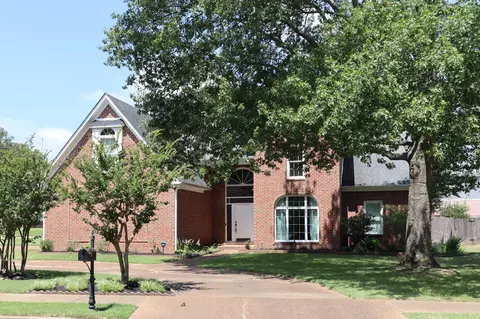 1405 Asbury Dr, Collierville, TN 38017