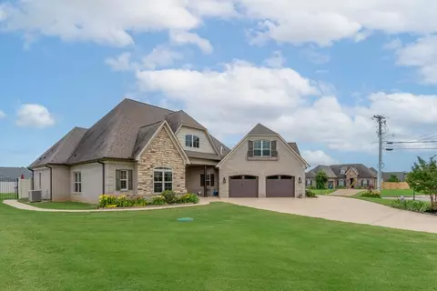 18 Buck Trail Cv, Atoka, TN 38004