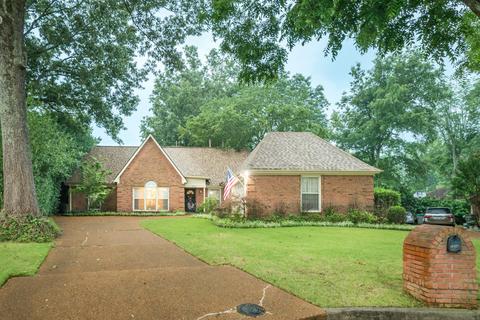 2804 Eagle Brier Cv, Memphis, TN 38016