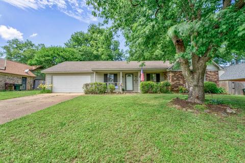 6380 Briergate Dr, Bartlett, TN 38134