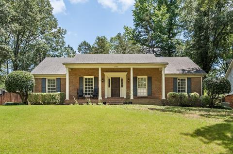 2980 Woffington Ln, Germantown, TN 38138