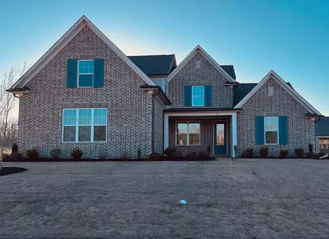 25 Wild Oak Dr, Oakland, TN 38060