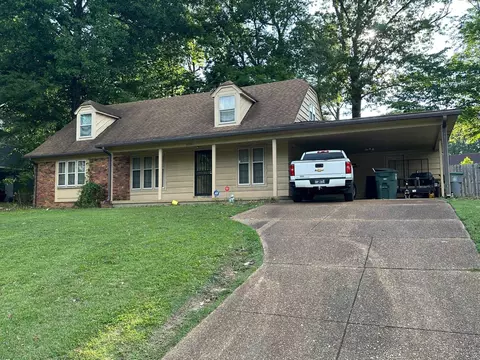 3009 Falkirk Rd, Memphis, TN 38128