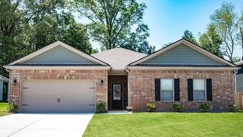 78 Walker Meadows Dr, Munford, TN 38058