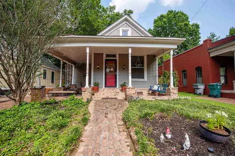 1052 Blythe St, Memphis, TN 38104