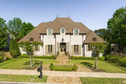 2330 Turpins Glen Dr, Germantown, TN 38138