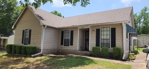3289 Egypt-central Rd, Memphis, TN 38128