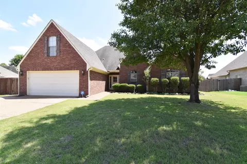 11139 Arlington Trace Dr, Arlington, TN 38002