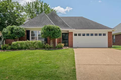 1179 Scarlet Tanager Ln, Collierville, TN 38017