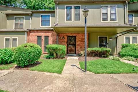 4032 Graham Oaks Ct #17, Memphis, TN 38122