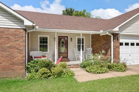 227 Brittany Ln, Atoka, TN 38004