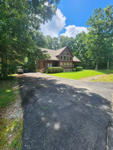 442 Eagle Point Dr, Cherokee, AL 35616 photo 2